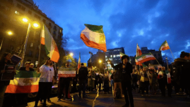 Photo of ईरान में लगा लाशों का ढेर, सड़कों पर बिछे शव और हर तरफ मची चीख-पुकार