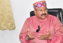 Photo of सड़कों को गड्ढा मुक्त करने के निर्देश, हरिद्वार में आयोजित निर्माण कार्यों की मंत्री ने की समीक्षा