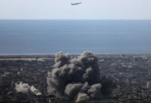 Photo of होर्मुज स्ट्रेट के पास ईरानी शहर पर अमेरिका-इजरायल का हमला