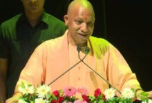 Photo of  किसानों को सीएम योगी ने दी बड़ी राहत, बिना फार्मर रजिस्ट्री सरकारी क्रय केंद्रों में बेच सकेंगे गेहूं